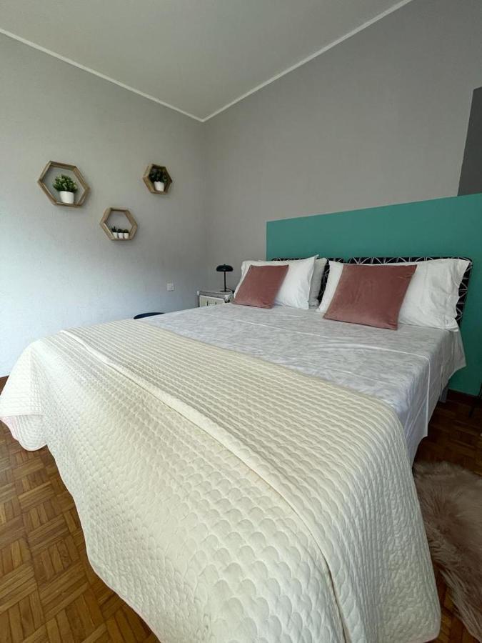Charming Penthouse Near Como Lake Chiasso Exteriör bild