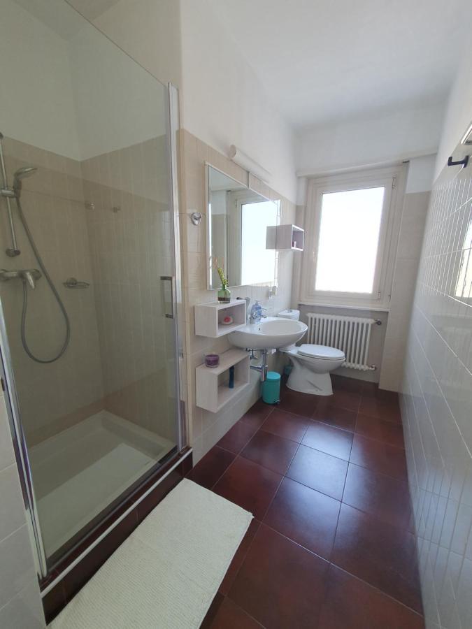 Charming Penthouse Near Como Lake Chiasso Exteriör bild