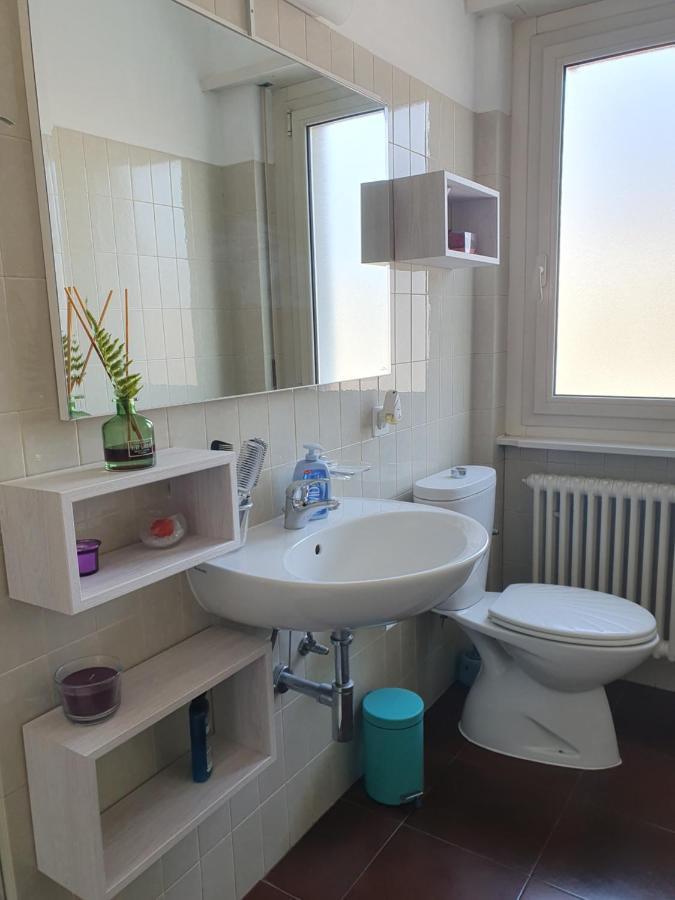 Charming Penthouse Near Como Lake Chiasso Exteriör bild